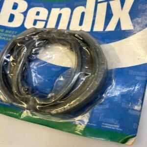 machoires frein av bendix ba 031 honda cr 125 r 79 81 cr 250 rz ra 79 80 xr 500