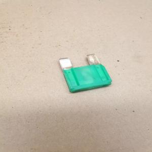 Maxi fusible 30A 32V jaune voiture automobile 2.9X3.5 CM