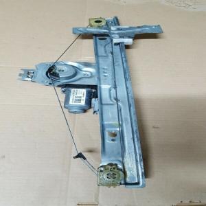 mecanisme lève vitre avant gauche  Peugeot 207 3 portes 400917h