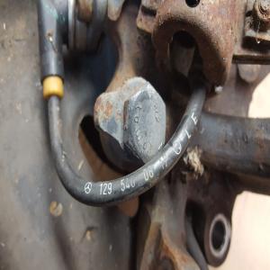 MERCEDES SL R129 FUSEE MOYEU de Roue Avant gauche conducteur A1293300220