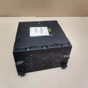 MODULE BOITIER PORTE FUSIBLE CONFORT BCM  VW GOLF 5 PASSAT SEAT 1K0937049N