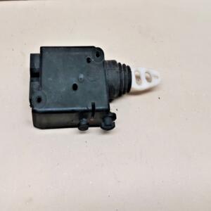Moteur centralisation de porte arrière Citroën AX SAXO ZX