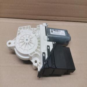 Moteur lève vitre  arrière gauche Seat Leon 2 ref 3C0959703E C12696-101
