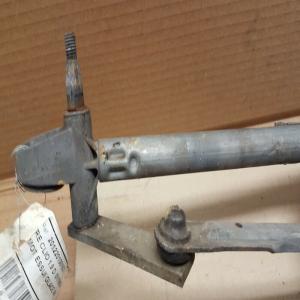 MOTEUR MECANISME ESSUIE GLACE AVANT RENAULT CLIO 2 PHASE 1 7700847567 0390241153