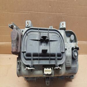 Optique feu avant phare gauche  PEUGEOT 806 CITROEN EVASION Fiat ulysse 60979770
