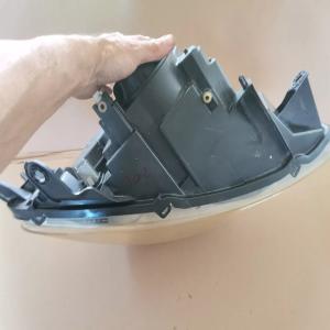 Optique phare feu avant droit passager PEUGEOT 807 n°302