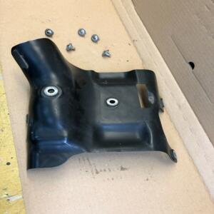 pare chaleur échappement suzuki gsxr 1000 2009 2012 14731-47H00