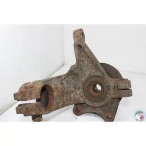 PEUGEOT 206 n°20 Moyeu de roue avant droit d'occasion