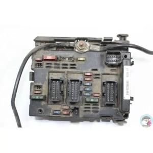 PEUGEOT 406 phase 2 9644038680 n°7 boite à fusibles moteur d'occasion