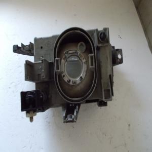 phare feu optique avant droit passager renault clio 1