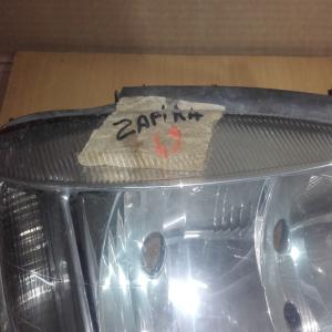 phare optique avant droit opel zafira A valeo 905 820 22 67716821