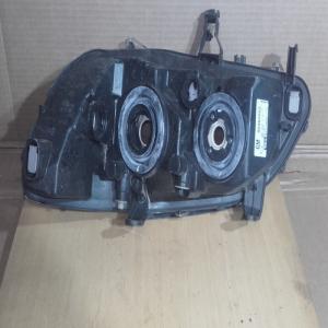 phare optique avant droit opel zafira A valeo 905 820 22 67716821