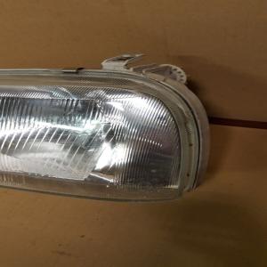 PHARE OPTIQUE FEU AVANT GAUCHE CONDUCTEUR Golf III 3