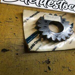 pignon 3eme vitesse 19t Husqvarna Husaberg 161236301 smr 570 630 te 400 410 610