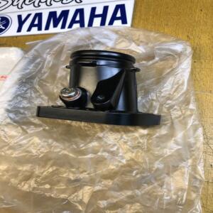 pipe admission carburateur yamaha 2kt-13596-00 fz 700 750 88 fzr 750 r 88 89