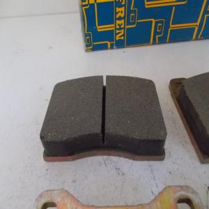 plaquettes frein  bmw e3 e6 e9 e10 e12 1500 2000 609034 609030  FDB161 FDB163