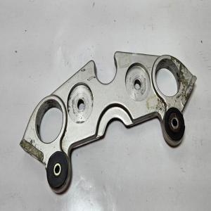 PLATINE FOURCHE SUPÉRIEURE SUZUKI GSE 500 GM51A
