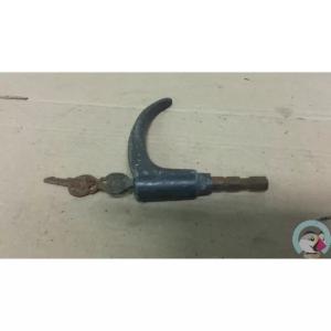 POIGNEE PORTE COFFRE ANCIENNE