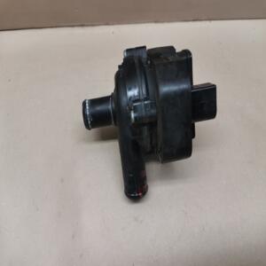 POMPE A EAU ADDITIONELLE MERCEDES CLASSE A B E G S V VW CRAFTER REF A2118350028