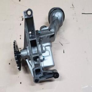 pompe à huile pour SSANGYONG RODIUS  ref 6651810101