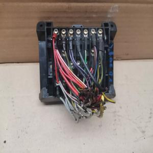 porte fusible mercedes w123 ref 1235400350