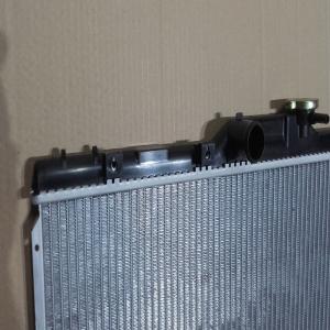 Radiateur Toyota Corolla E100 ESSENCE 1.3 1.4 1.6  16400-15501 1640015500