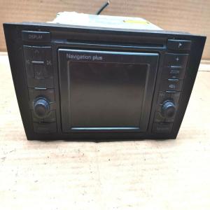 RADIO CD NAVIGATION  PLUS REF 4B0035192F AUDI A6 S6 RS6