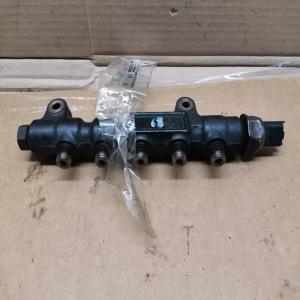 Rampe injection PEUGEOT 206 PHASE 2 1.4 HDI ref 9654592680