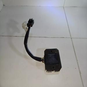 REDRESSEUR REGULATEUR CHARGE - HONDA FES S-WING SWING ABS 125 (2007 - 2015)
