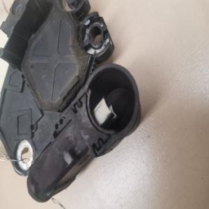 REGULATEUR DE TENSION ALTERNATEUR RENAULT TWINGO 2