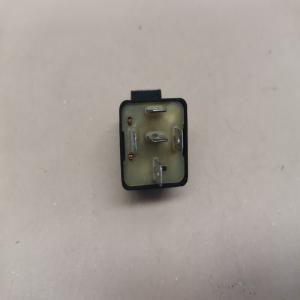 RELAIS 12V 40A   RENAULT 19 R19 R21 REF 7700590792