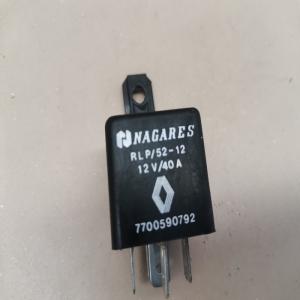 RELAIS 12V 40A   RENAULT 19 R19 R21 REF 7700590792