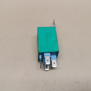 RELAIS CARTIER 12 V REFERENCE 03104 POUR PEUGEOT 205 305 306 406 CITROEN RENAULT