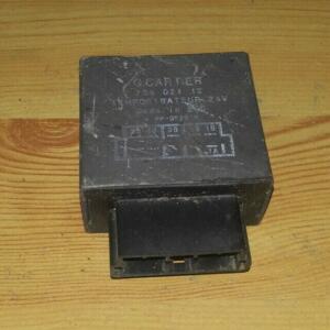 Relais temporisateur Renault Magnum Premium 73602112 736 021 12 G.CARTIER