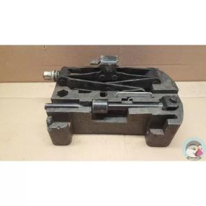 Renault Scénic 1 An 98 kit cric clé à molette 7700884856