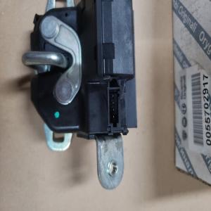 SERRURE DE HAYON COFFRE  FIAT 500 PUNTO GRANDE PUNTO  55701971