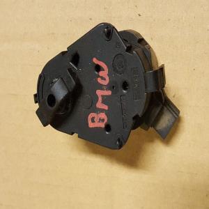 servomoteur Chauffage  BMW e39 serie 5 ref  69026959 0765018312 01