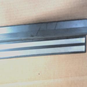 SEUIL DE PORTE Avant DROIT MERCEDES  W210 REF 2106800136