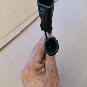 SONDE DE RADIATEUR FIAT  LANCIA 3 fils modele a identifier