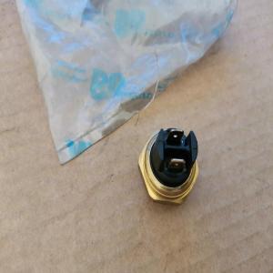 sonde radiateur FIAT 127 ALFA 33