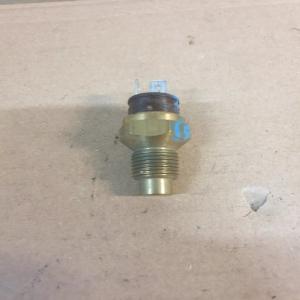 Sonde  température  liquide de refroidissement FIAT 122 degrés ref 269031