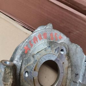 SUPORT POMPE A INJECTION  CITROEN XSARA PICASSO PEUGEOT 307 2.0 HDI REF 96389217