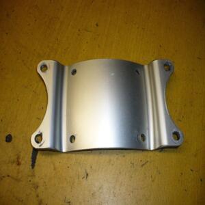 support garde boue suzuki gsf 600 bandit 1995 a 1999 rf 600 r 53114-21E00