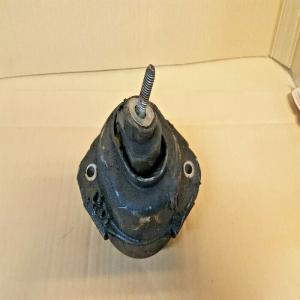 SUPPORT MOTEUR DROIT  BMW E83 X3