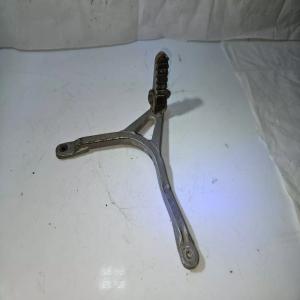 SUPPORT + REPOSE PIED DERBI SENDA R 50 2T type VTHSE  2003