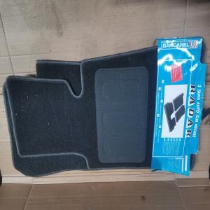 TAPIS DE SOL BMW SERIE 5 96-