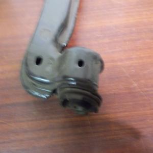 triangle BRAS INFERIEUR GAUCHE CONDUCTEUR OPEL VECTRA B 90496039 38273