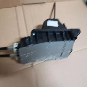 TRINGLERIE CABLE COMMANDE VITESSES  RENAULT CLIO 3 REF 8200755871