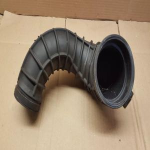 Tuyau durite admission d'air Volvo S60 V70 S80 XC70 XC90 ref 8634143