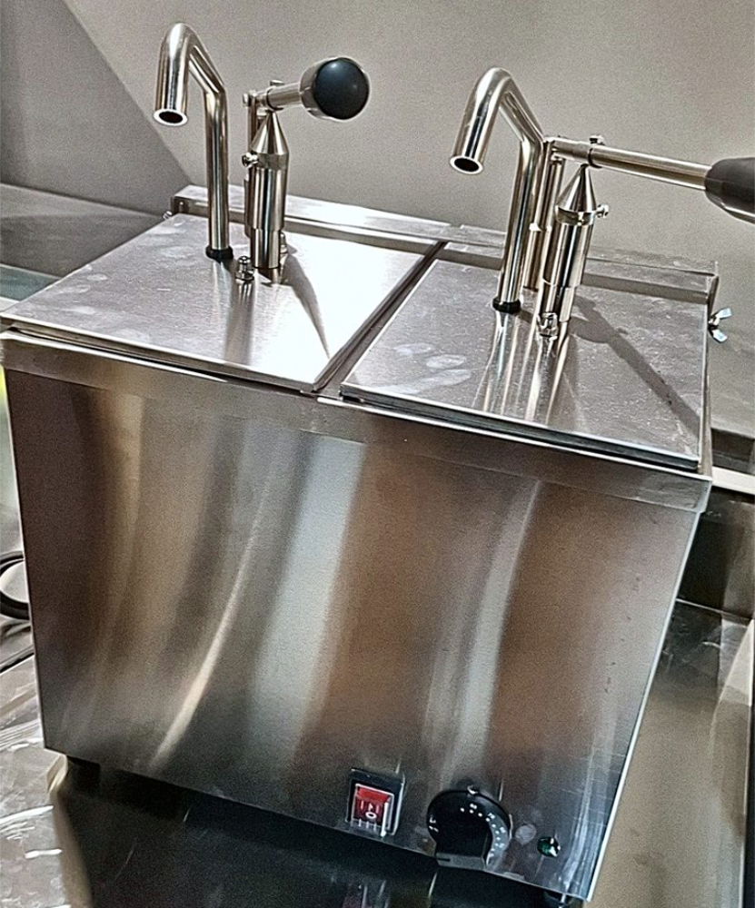 Distributeur de sauces piquantes